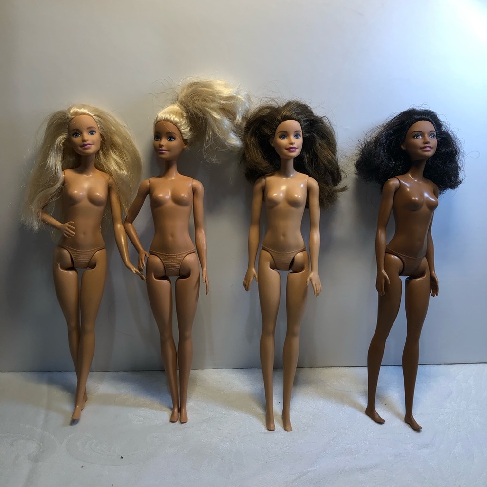 Lot of 4 Barbie’s 2015 Mattel no clothing included